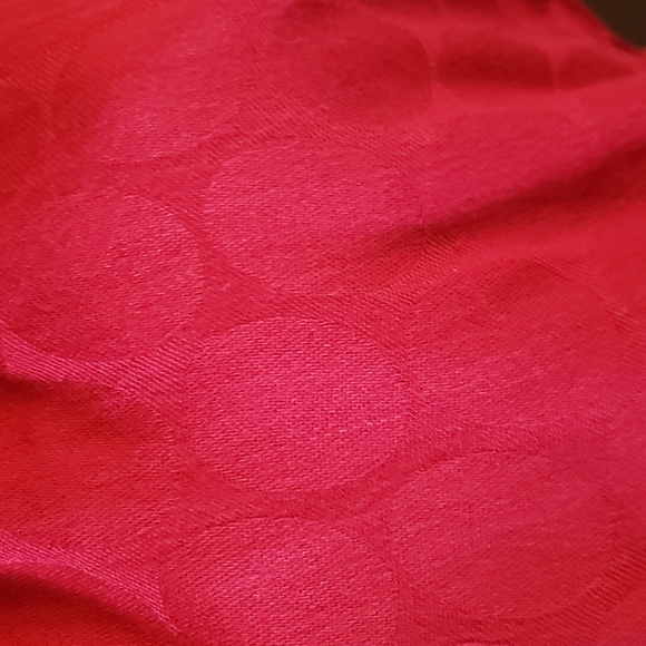 Scarf, Wrap - Picture 2 of 3